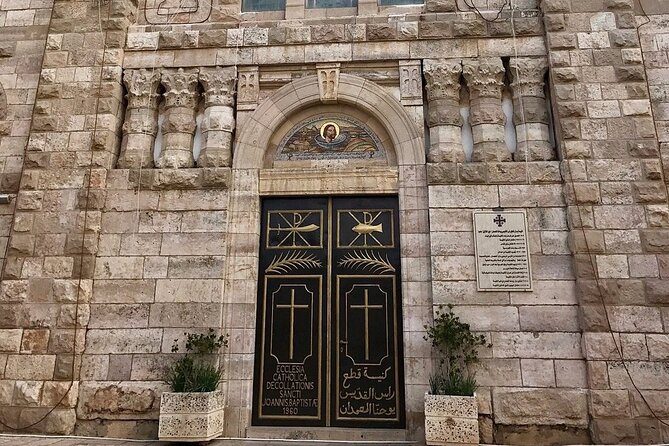 In the Footsteps of Saints Private Tour - Church of Saint George in Madaba: a first stop with a big visual payoff