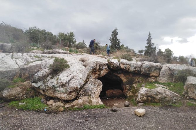 Jerash, Umm Qais, Cave of Jesus From Amman - The Jesus Cave near Umm Qais: what the stop includes and what it costs