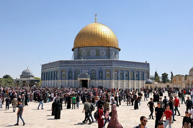 Jerusalem & Bethlehem Full-Day Tour from Amman or Dead Sea - Church of the Holy Sepulchre: where your day’s spiritual walking route ends