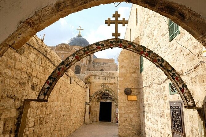 Jerusalem & Bethlehem Full-Day Tour from Amman or Dead Sea - Walking Old City walls: a smart way to see the city without getting stuck in it