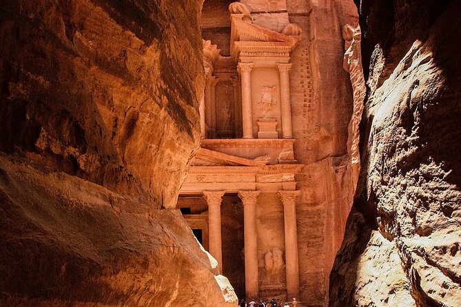 Jordan's Gems Full Day Tours: Petra, Wadi Rum, Madaba, Mt.Nebo - The point of this tour: see Jordan’s icons fast, without self-driving stress