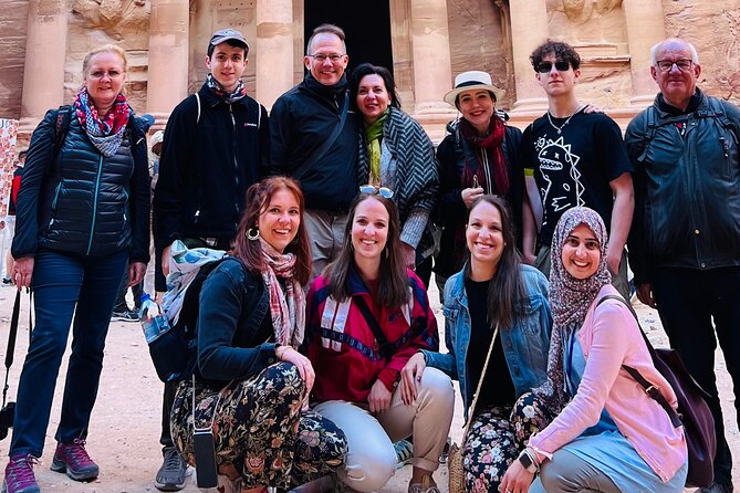 Literary tourism experience in Petra - Day 2 around Petra: Nabateans, carvings, and quiet reading spots