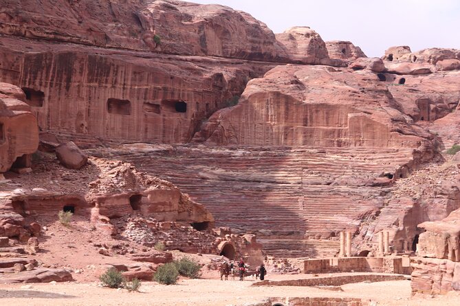 Literary tourism experience in Petra - Walking level, time demands, and comfort planning