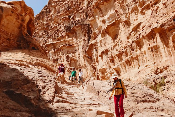 MULTI DAYS TOURS | TWO Days tour in PETRA | The Jordanian Mappers - Day two: early meeting in Petra, then free time to roam