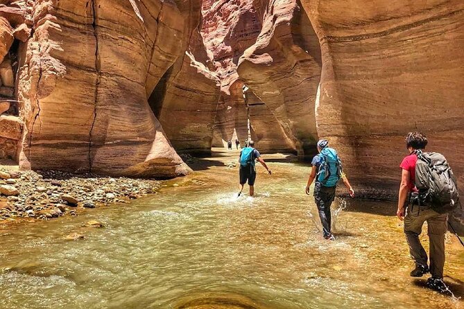 One Day Hiking Wadi Al Hasa Canyon - The 5-hour river walk, starting at the pumping station