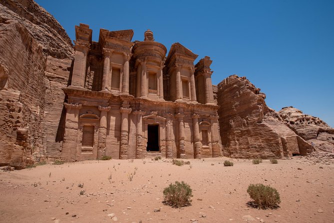 Petra 1 Day Tour from Aqaba - Getting oriented inside Petra: your guide’s job is to save your time