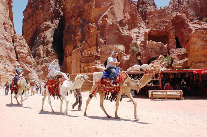 Petra Excursion from Dead Sea - The Siq, heat, and stairs: how to handle El Deir without burning out
