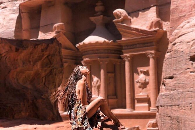 Petra Round-Trip Tour from Aqaba Port - Horse or foot at the start: what to choose and what to expect