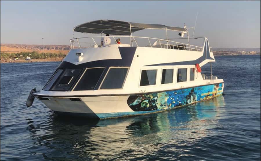 Private beach access with lunch and boat trip - Berenice Beach Club in Aqaba, and why a day pass is the smart play