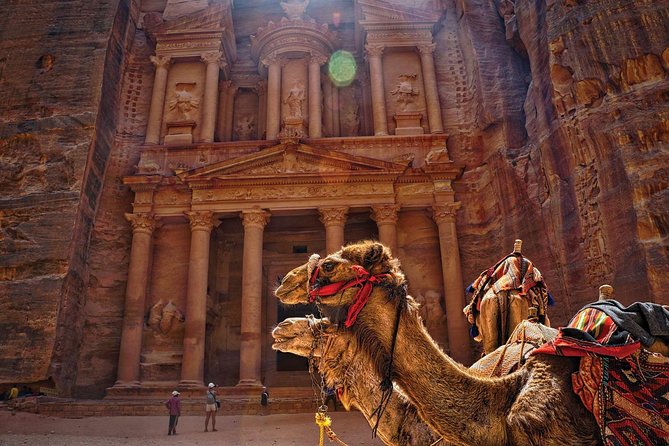 Private Day Trip to Petra and Wadi Rum with Lunch from Aqaba City - Aqaba to Petra: the 1.5-hour ride and how the day is paced