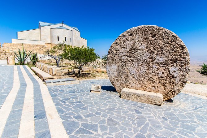 Private Full Trip of Madaba City Mosaics,Mount Nebo,Dead Sea & Amman Sightseeing - The best fit: who should take this private tour?