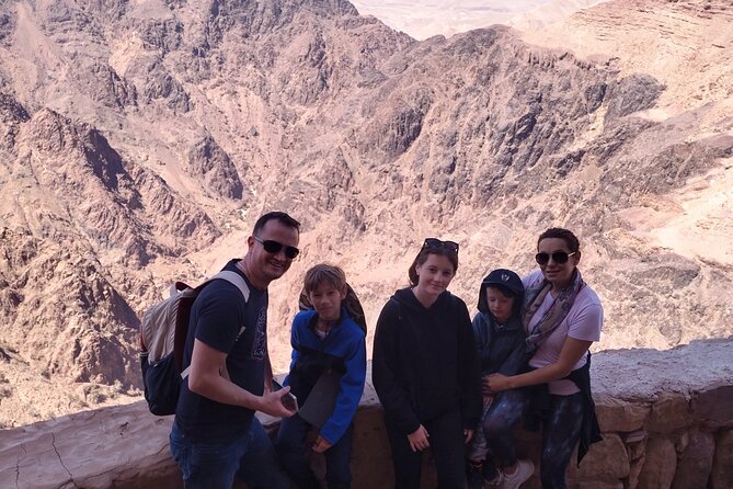 Private Half-Day Tour of Petra with Lunch - The Bedouin guide touch, from Abdullah to Hamoud-style storytelling