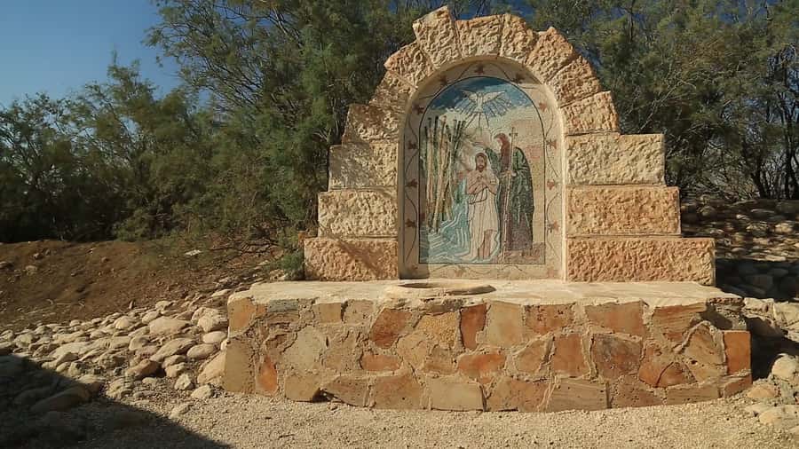 Private or sharing tour to Dead Sea,Nebo,Madaba&Baptism Site - Madaba’s Christian Faith Map: Why This Stop Matters