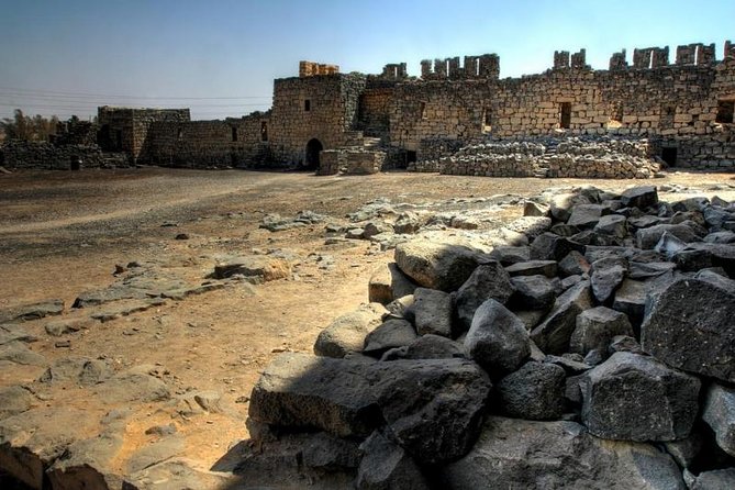 Private Tour: Full-Day Islamic Desert Castles and Ajloun Castle Trip from Amman - First major stop: Al-Azraq and the basalt walls tied to Umayyads and Lawrence