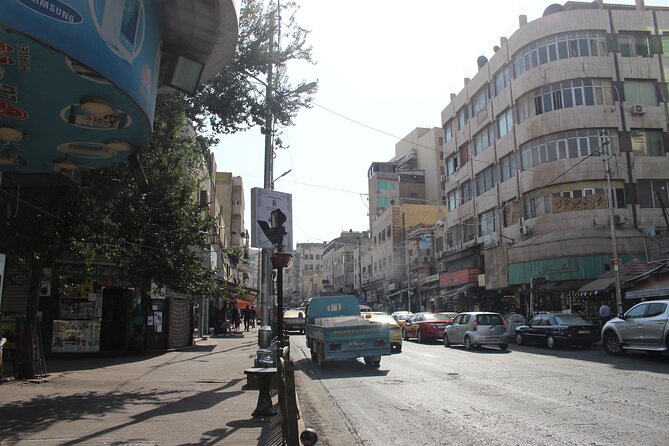 Private Walking Tour in Amman With Local - Habibah Sweets and Kunafa you can actually taste