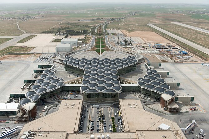 Stress-Free Airport Transfers: Queen Alia to Anywhere in Jordan - Who This Transfer Suits Best
