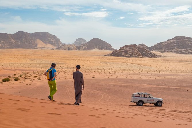 Two-Hour Jeep Safari "Wadi Rum Highlights!" w/ Professional Guide - Should you book this Two-Hour Wadi Rum Highlights Jeep Safari?