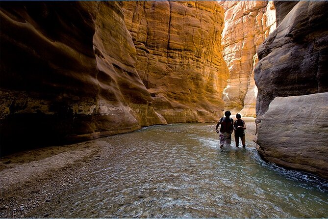 Wadi Mujib Siq Trail Hiking Experience from Dead Sea - Who should do this Wadi Mujib Siq Trail tour