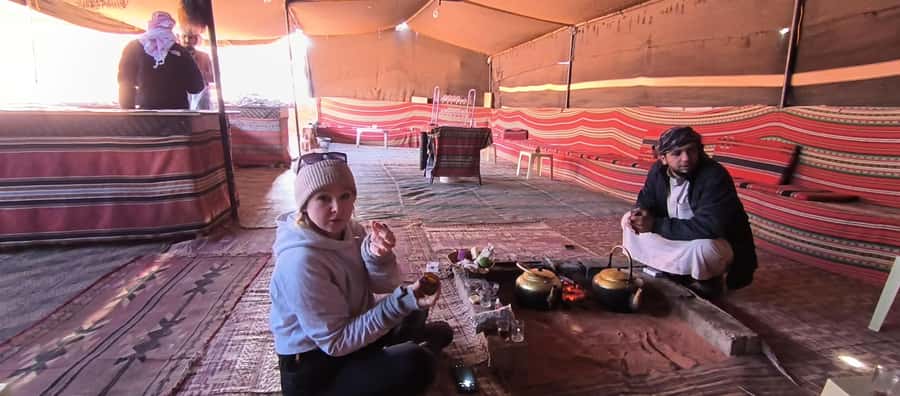 Wadi Rum: 2-Hour Jeep Tour with Bedouin Tea - The 2-hour format that fits real travel days