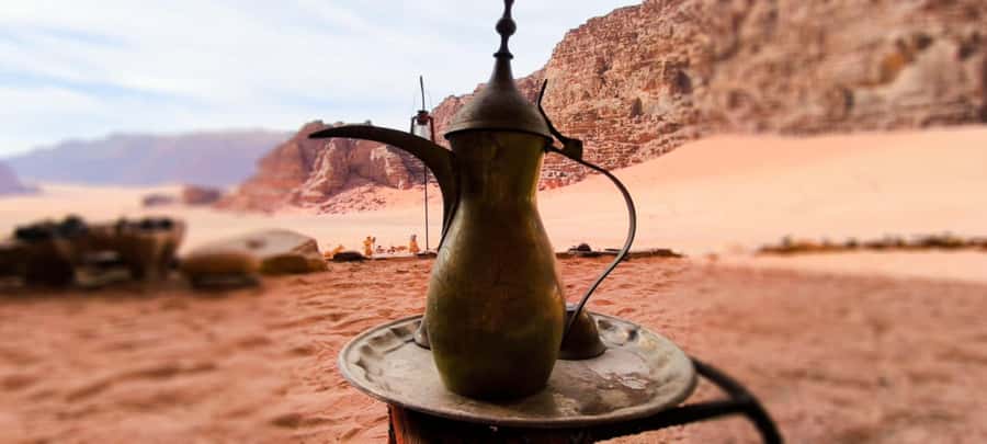 WADI RUM: ALL DAY JEEP TOUR with overnight and full meals - Red-sand basics: what this all-day tour really is