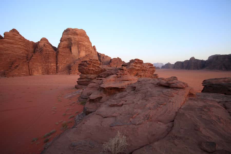 Wadi Rum: Explore 10-Hour Jeep Tour Pass, Guide, Meal & Stay - Dinner, sleeping in a Bedouin tent, and how “comfortable” works here