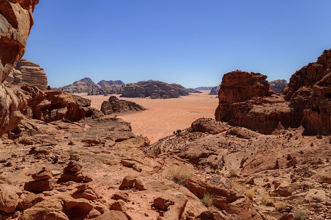 Wadi Rum: Explorer 5 Hour Jeep Tour PASS + Bedouin Tent + Meal - Meals in the desert: more than food, it is the rhythm