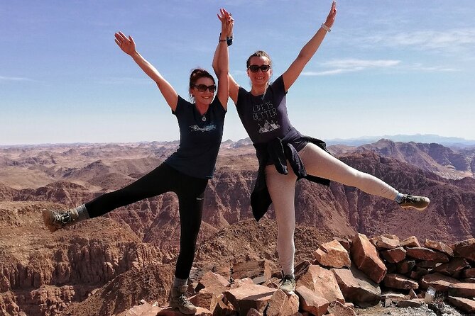 Wadi Rum Mountain Hike: Umm Ad Dami, highest point of Jordan + Jeep tour & Lunch - White Desert, Wadi Sabet, and the rock stops you can actually enjoy
