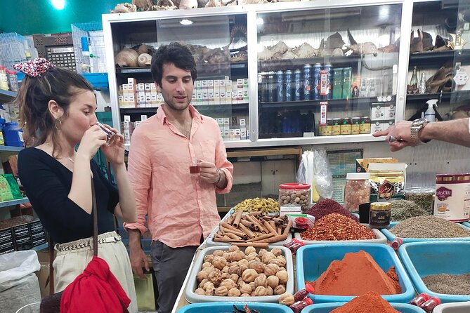 Walking Tour, Visit the Old Town and Markets, Taste Food - Food Tasting That Actually Makes Sense