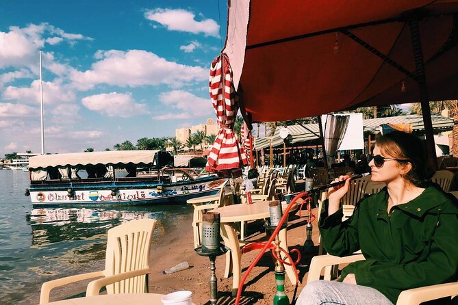Walking Tour, Visit the Old Town and Markets, Taste Food - What to Expect From the Guide and Group Dynamic